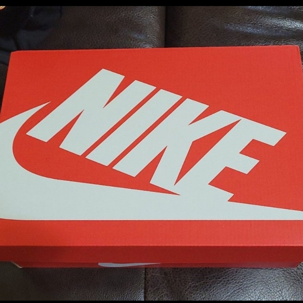 Nike Court Legacy Sneakers - Picture 4 of 5